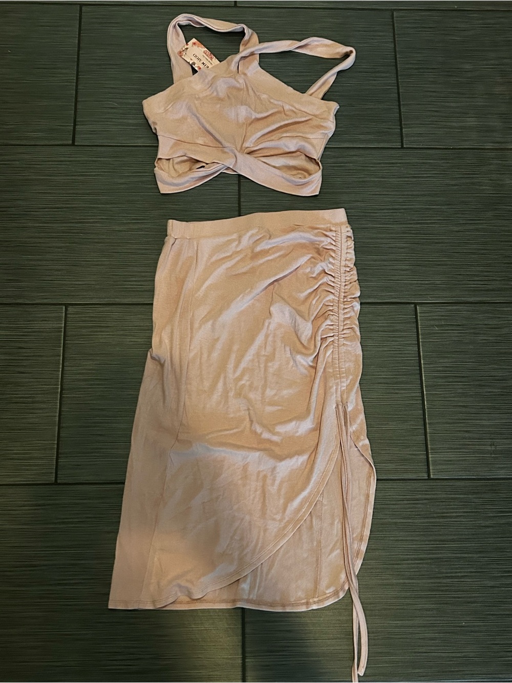 Women’s light pink Ruched Side Midi Skirt
